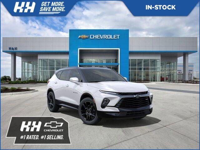 2025 Chevrolet Blazer Vehicle Photo in PAPILLION, NE 68138-0000