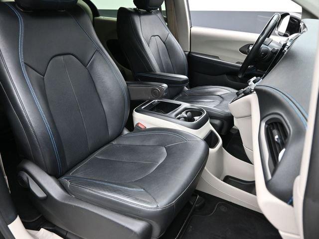 2021 Chrysler Pacifica Vehicle Photo in Cedar Rapids, IA 52402