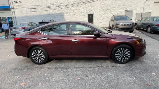 2023 Nissan Altima Vehicle Photo in PITTSBURGH, PA 15226-1209