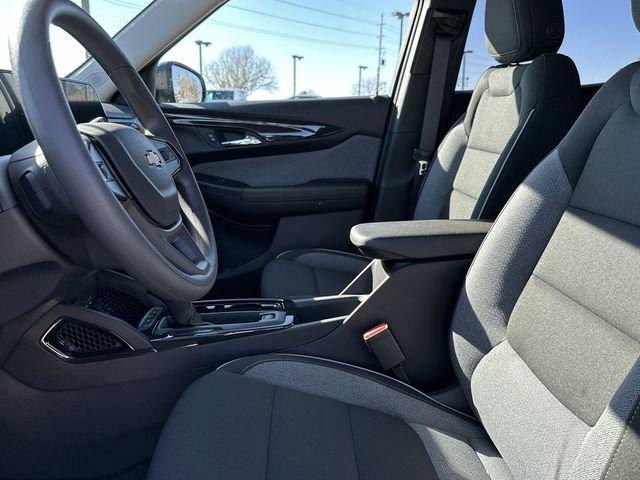 2025 Chevrolet Trailblazer Vehicle Photo in GREELEY, CO 80634-4125