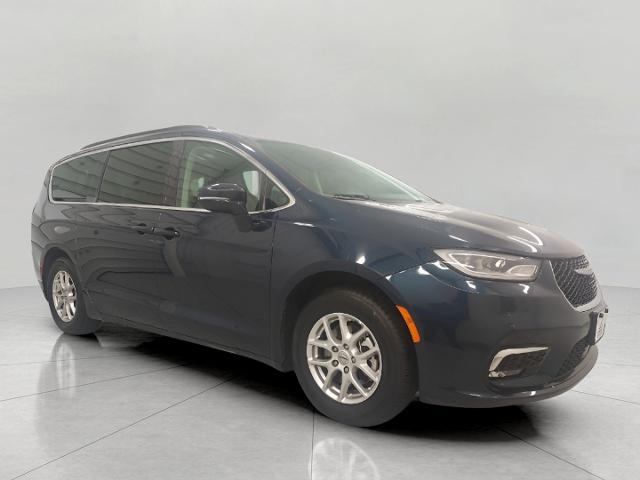 2022 Chrysler Pacifica Vehicle Photo in APPLETON, WI 54914-4656