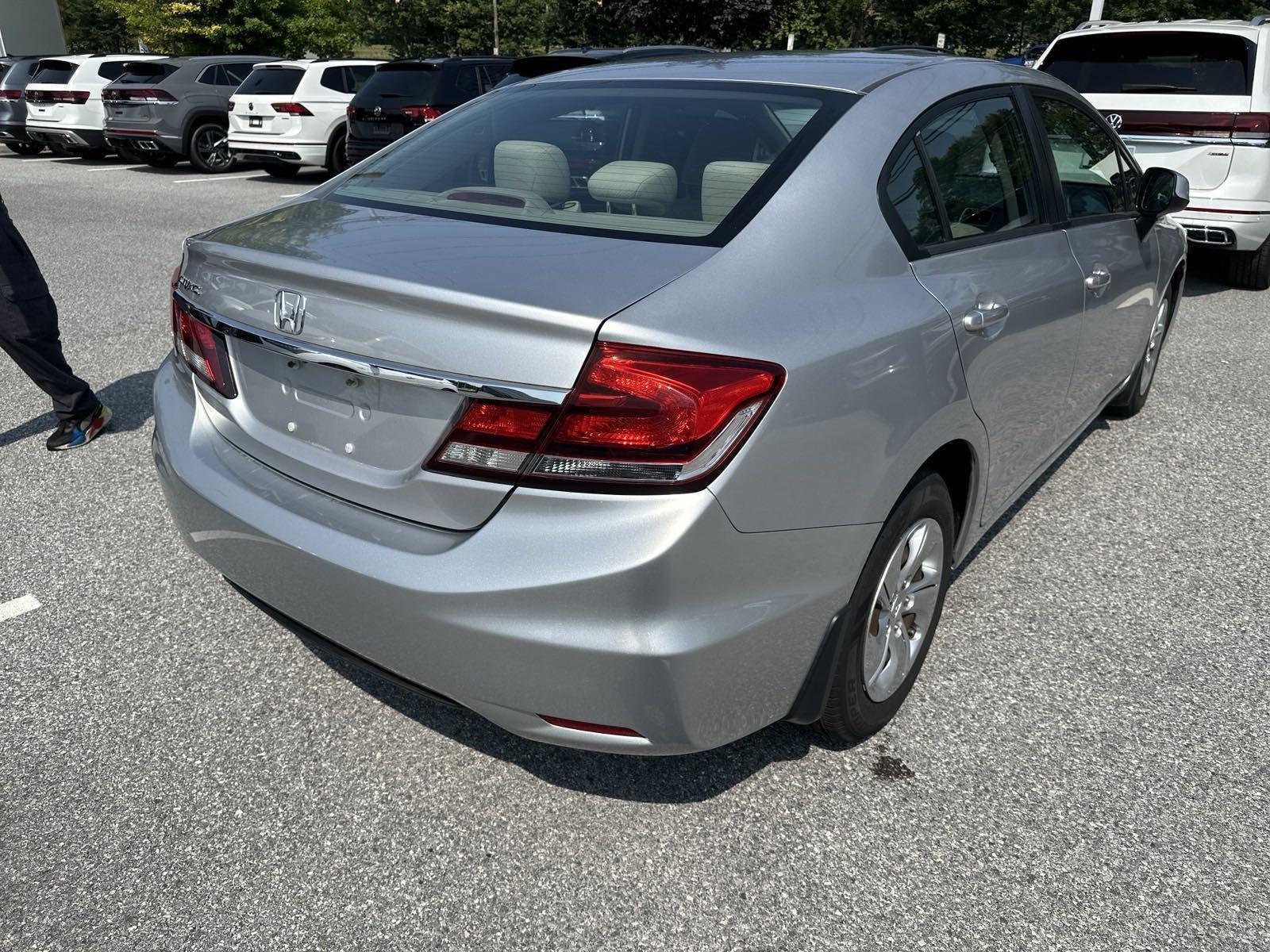 2013 Honda Civic Sedan Vehicle Photo in Mechanicsburg, PA 17050-1707