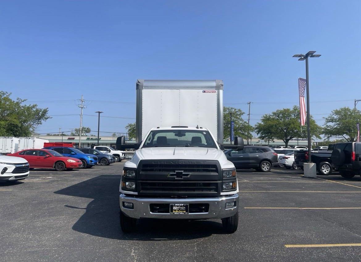 2022 Chevrolet Silverado Chassis Cab Vehicle Photo in Plainfield, IL 60586