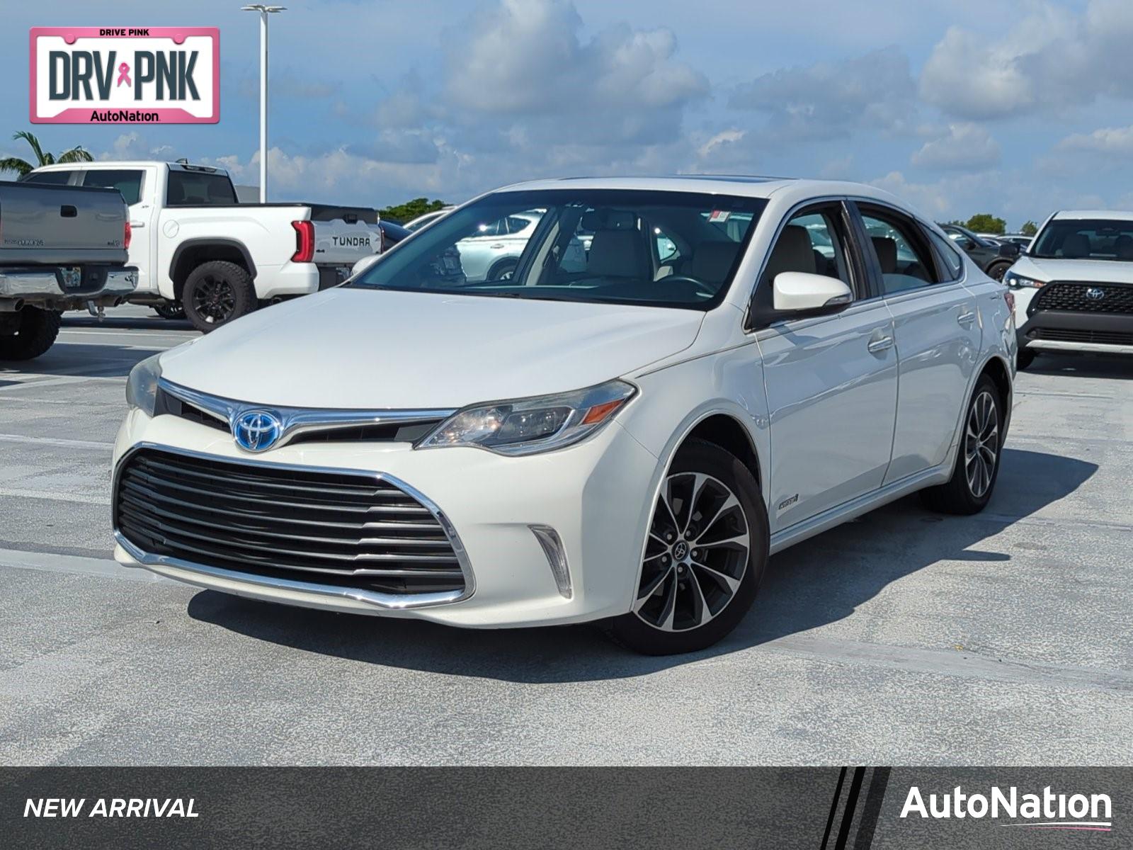 2016 Toyota Avalon Hybrid Vehicle Photo in Ft. Myers, FL 33907