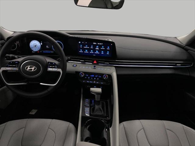 2024 Hyundai ELANTRA Vehicle Photo in Appleton, WI 54913