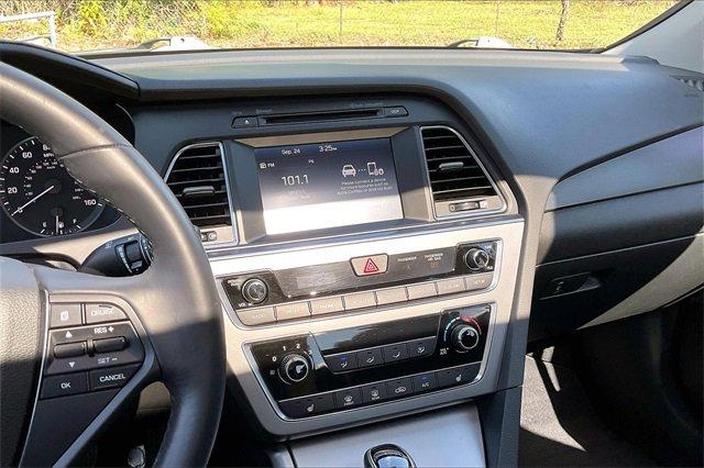 2017 Hyundai SONATA Vehicle Photo in INDEPENDENCE, MO 64055-1314