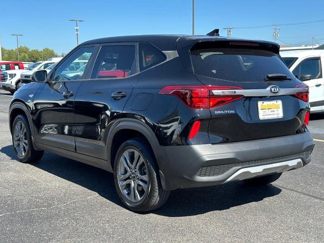 2021 Kia Seltos Vehicle Photo in COLUMBIA, MO 65203-3903