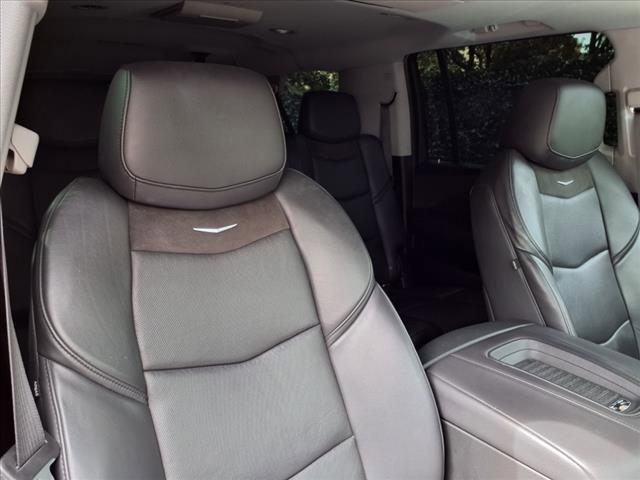 2020 Cadillac Escalade ESV Vehicle Photo in SAN ANTONIO, TX 78230-1001