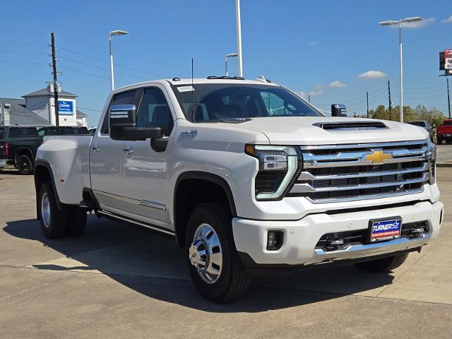 2025 Chevrolet Silverado 3500 HD Vehicle Photo in CROSBY, TX 77532-9157