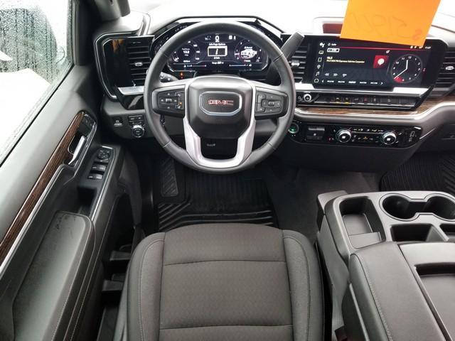 2024 GMC Sierra 1500 Vehicle Photo in ELYRIA, OH 44035-6349