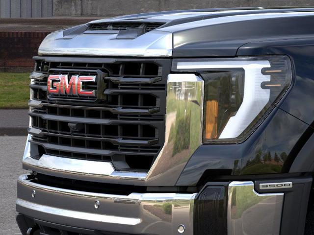 2025 GMC Sierra 3500HD Vehicle Photo in PORTLAND, OR 97225-3518