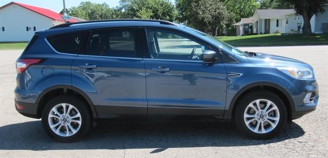 Used 2018 Ford Escape SEL with VIN 1FMCU9HD4JUA62472 for sale in Milbank, SD