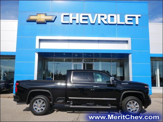 Used 2024 Chevrolet Silverado 3500HD High Country with VIN 1GC4YVEY0RF107694 for sale in Maplewood, Minnesota
