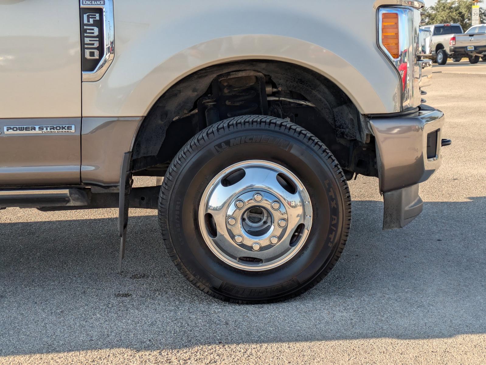 2018 Ford Super Duty F-350 DRW Vehicle Photo in Seguin, TX 78155