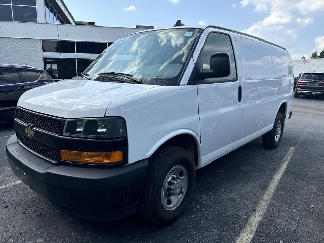 2022 Chevrolet Express Cargo Van Vehicle Photo in WILLIAMSVILLE, NY 14221-2883