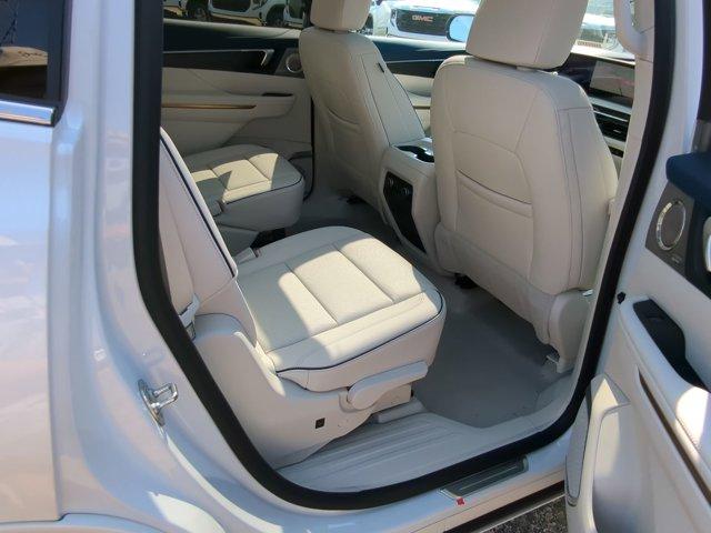 2025 Buick Enclave Vehicle Photo in ALBERTVILLE, AL 35950-0246