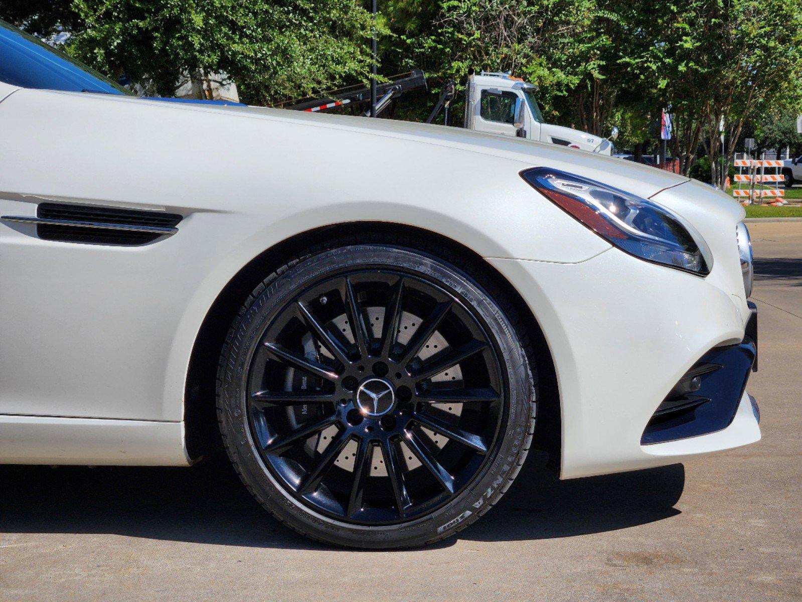 2020 Mercedes-Benz SLC Vehicle Photo in HOUSTON, TX 77079