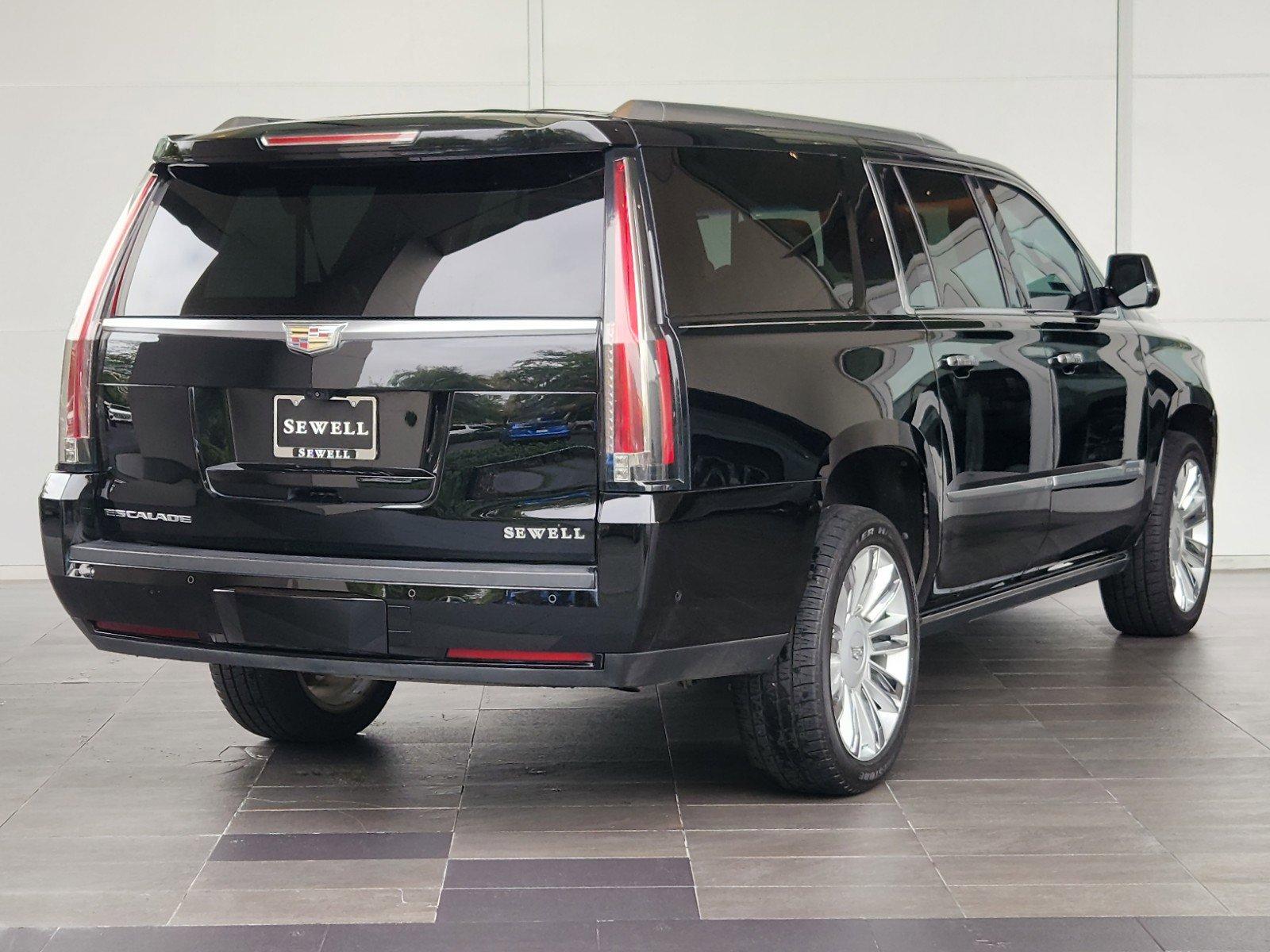 2019 Cadillac Escalade ESV Vehicle Photo in HOUSTON, TX 77079-1502