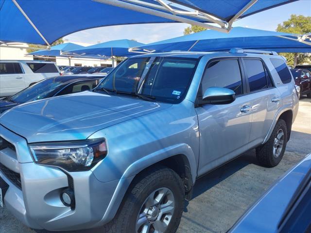 2018 Toyota 4Runner Vehicle Photo in DENTON, TX 76210-9321