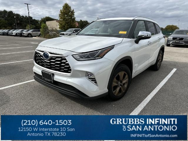 2023 Toyota Highlander Vehicle Photo in San Antonio, TX 78230