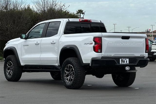 2024 Chevrolet Colorado Vehicle Photo in SALINAS, CA 93907-2500