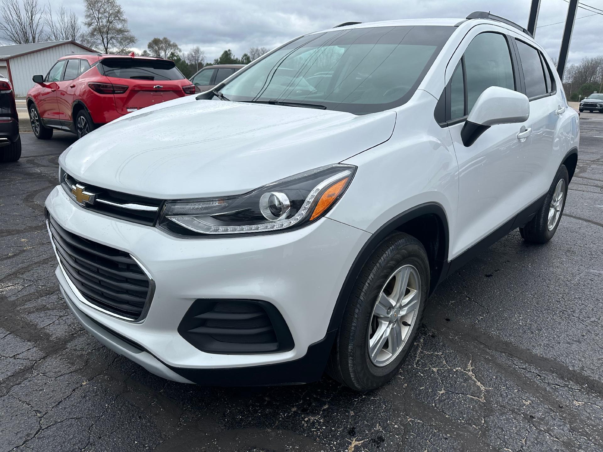 2022 Chevrolet Trax Vehicle Photo in CLARE, MI 48617-9414