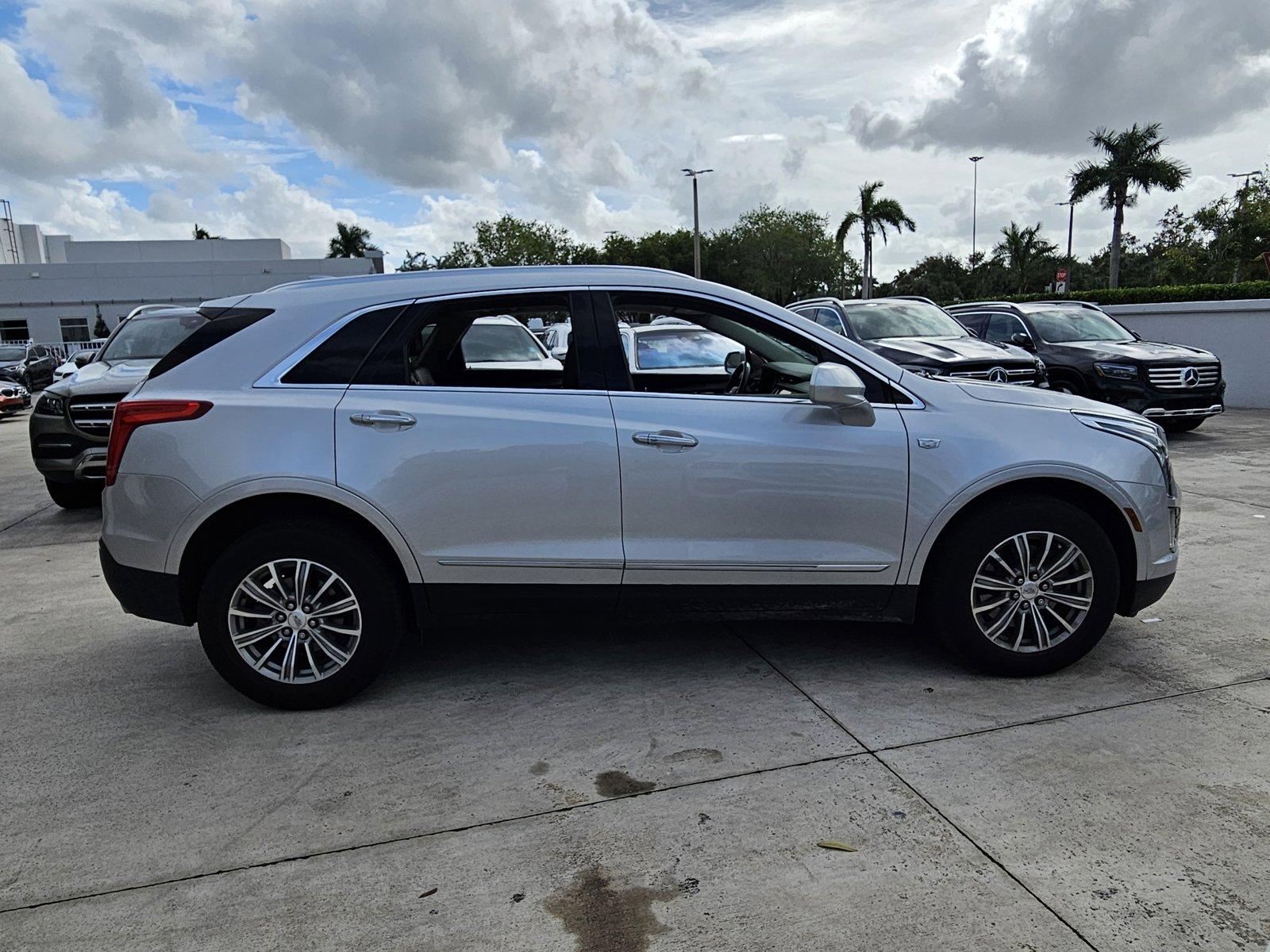 2017 Cadillac XT5 Vehicle Photo in Pembroke Pines , FL 33027