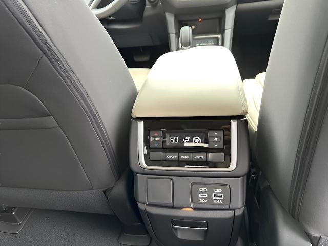 2024 Subaru Ascent Vehicle Photo in Oshkosh, WI 54904