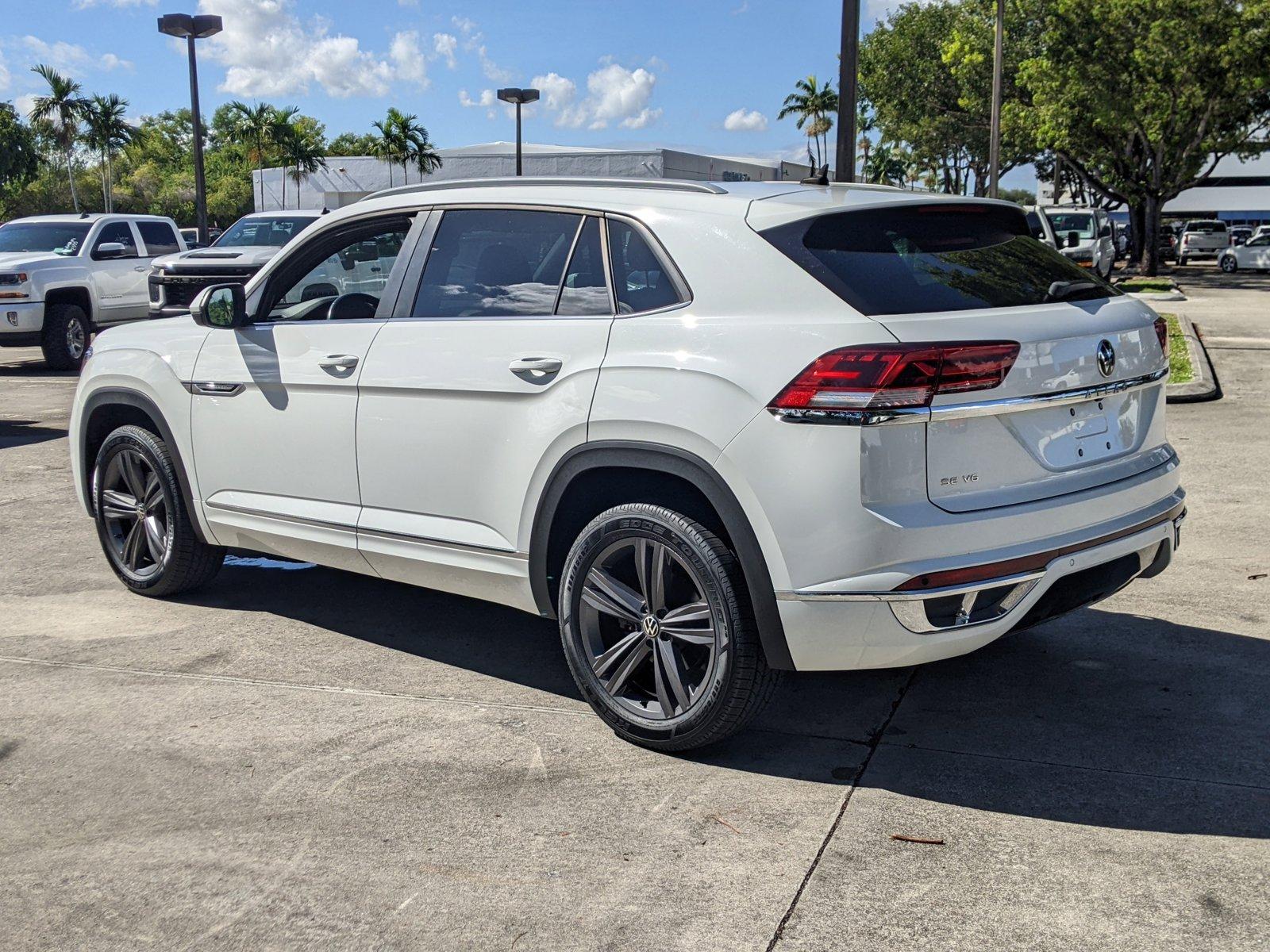 2021 Volkswagen Atlas Cross Sport Vehicle Photo in PEMBROKE PINES, FL 33024-6534