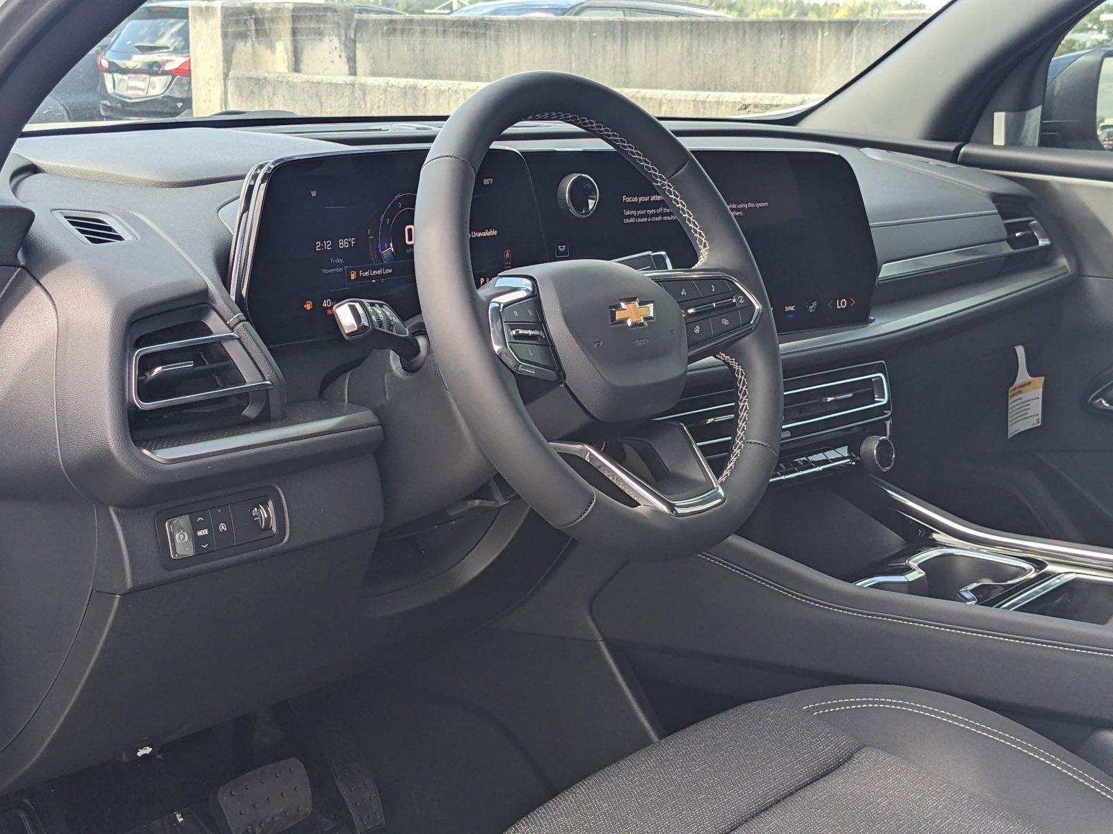 2024 Chevrolet Traverse Vehicle Photo in MIAMI, FL 33172-3015