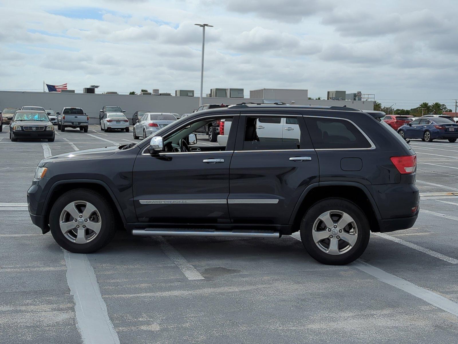 2013 Jeep Grand Cherokee Vehicle Photo in Ft. Myers, FL 33907