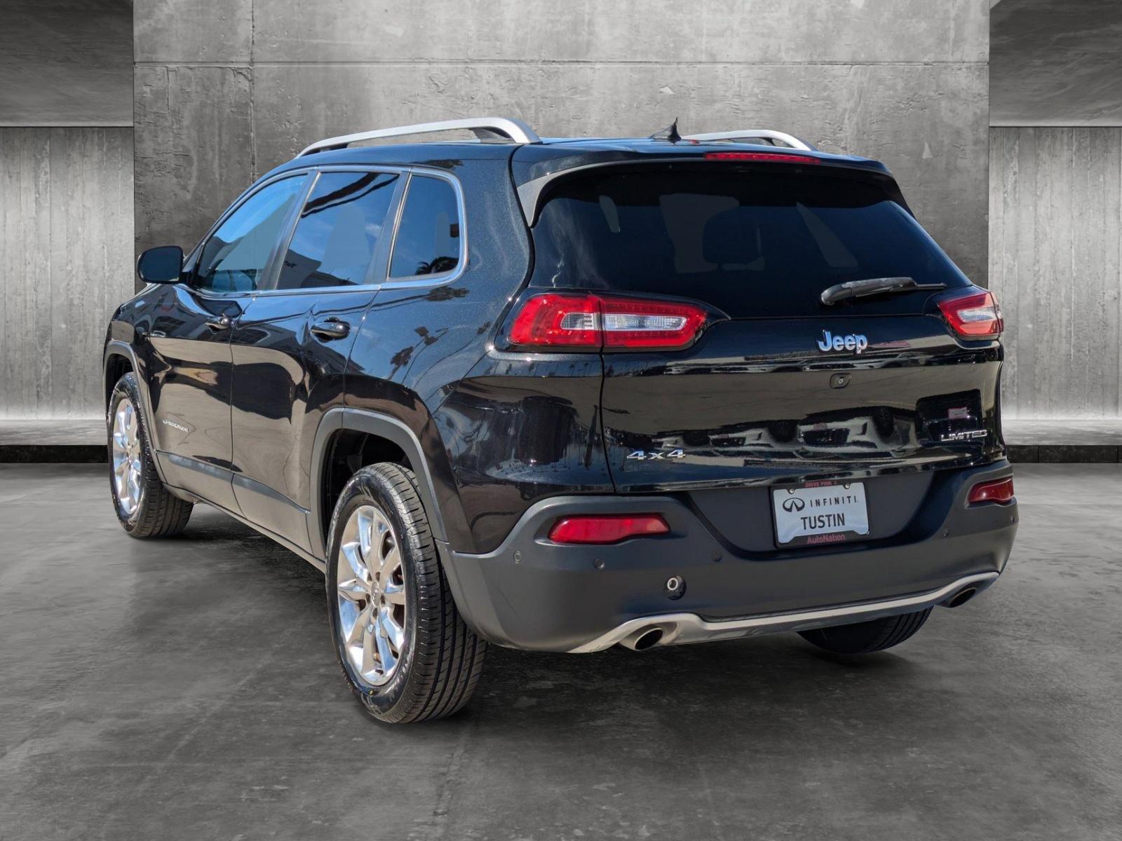 2014 Jeep Cherokee Vehicle Photo in Tustin, CA 92782