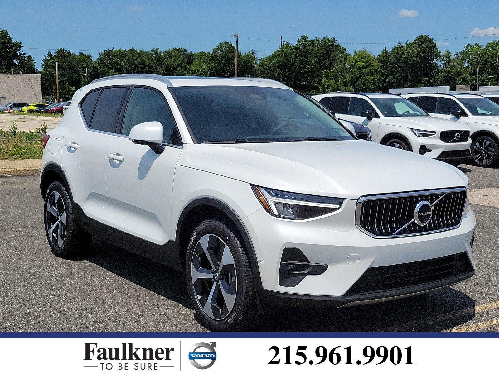 2025 Volvo XC40 Vehicle Photo in Trevose, PA 19053