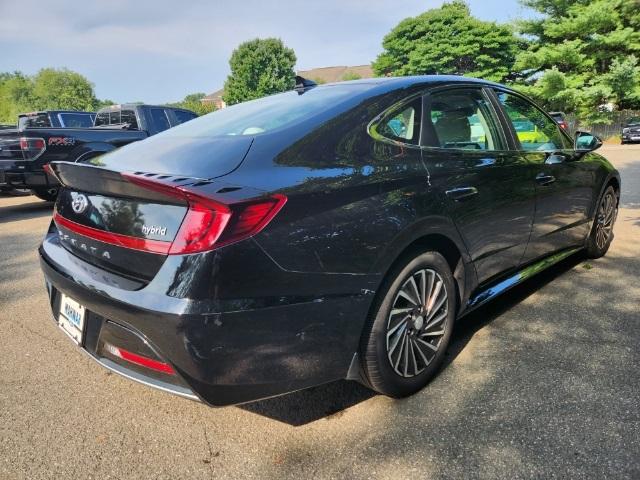 2023 Hyundai SONATA Hybrid Vehicle Photo in Mahwah, NJ 07430-1343