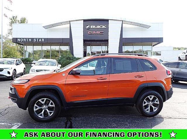 2016 Jeep Cherokee Vehicle Photo in ZELIENOPLE, PA 16063-2910