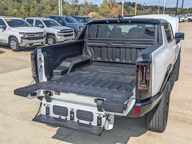 2025 GMC HUMMER EV Pickup Vehicle Photo in POMEROY, OH 45769-1023