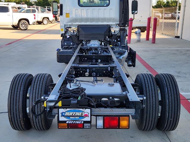 2024 Chevrolet 4500 HD LCF Diesel Vehicle Photo in LEWISVILLE, TX 75067