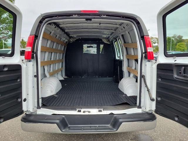 2021 Chevrolet Express Cargo 2500 Vehicle Photo in PAWLING, NY 12564-3219