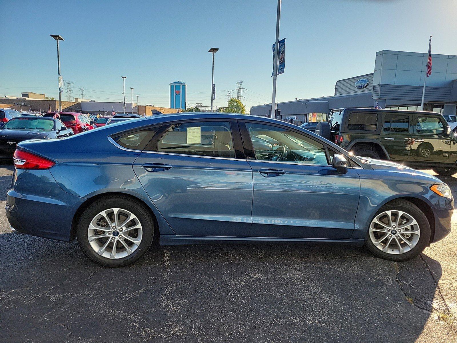 2019 Ford Fusion Vehicle Photo in Saint Charles, IL 60174