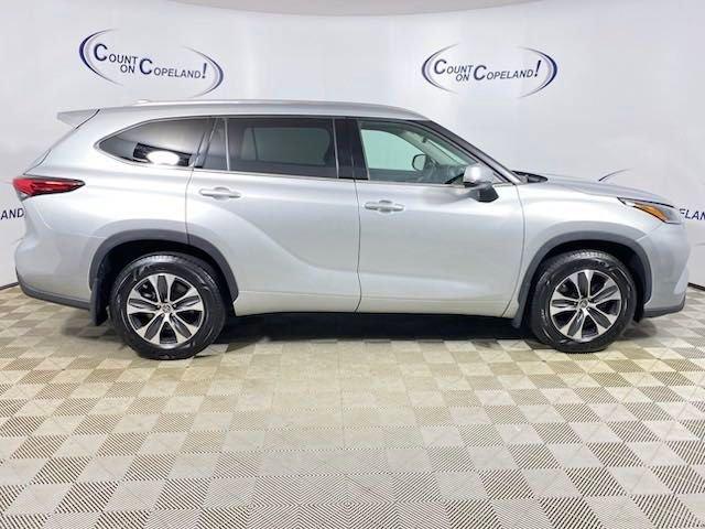 2021 Toyota Highlander Vehicle Photo in BROCKTON, MA 02301-7113