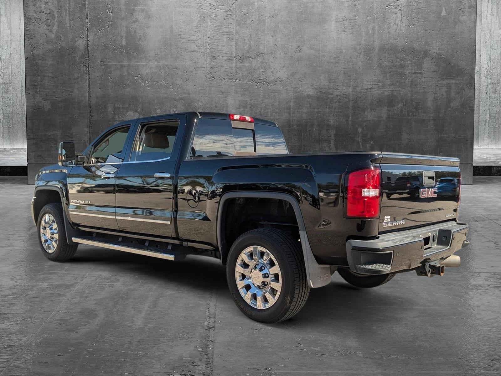 2019 GMC Sierra 2500 HD Vehicle Photo in St. Petersburg, FL 33713