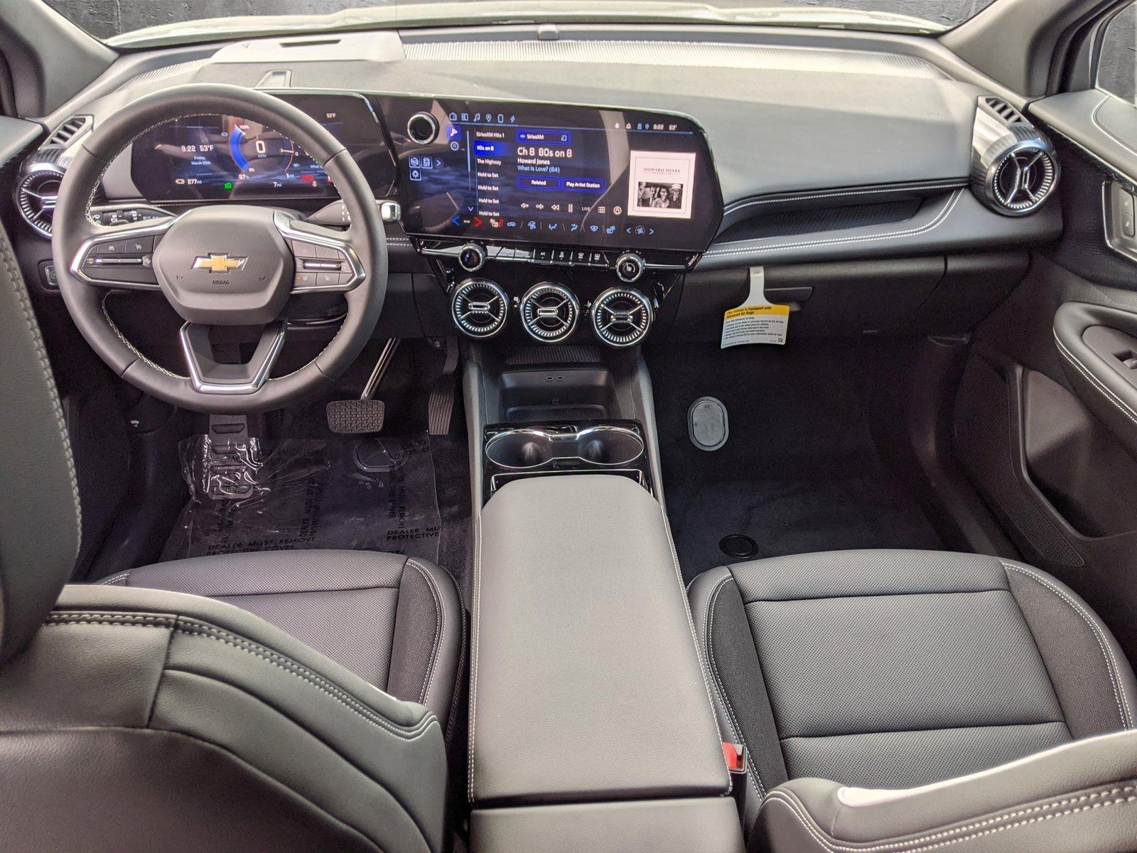 2024 Chevrolet Blazer EV Vehicle Photo in VALENCIA, CA 91355-1705