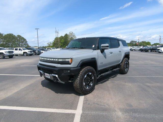 2024 GMC HUMMER EV SUV Vehicle Photo in ALBERTVILLE, AL 35950-0246