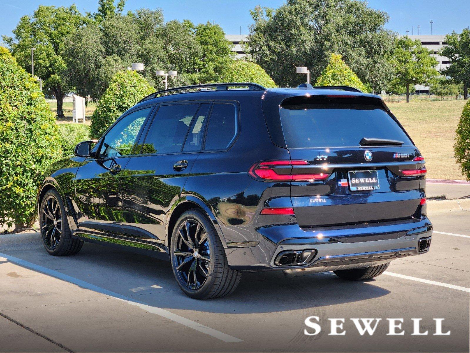 2025 BMW X7 M60i Vehicle Photo in PLANO, TX 75024