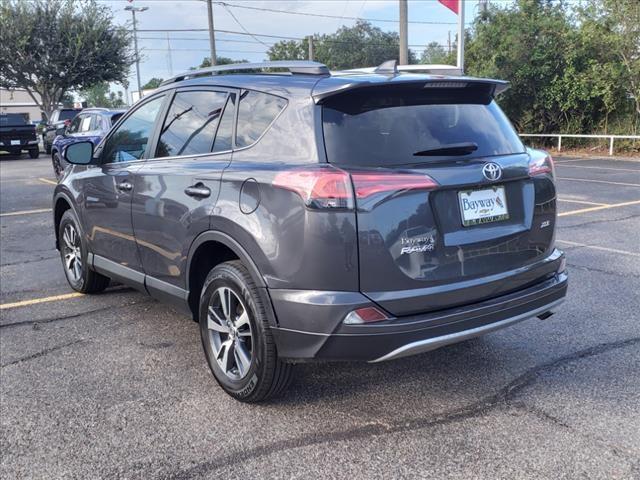 Used 2018 Toyota RAV4 XLE with VIN 2T3WFREV0JW517488 for sale in Pearland, TX