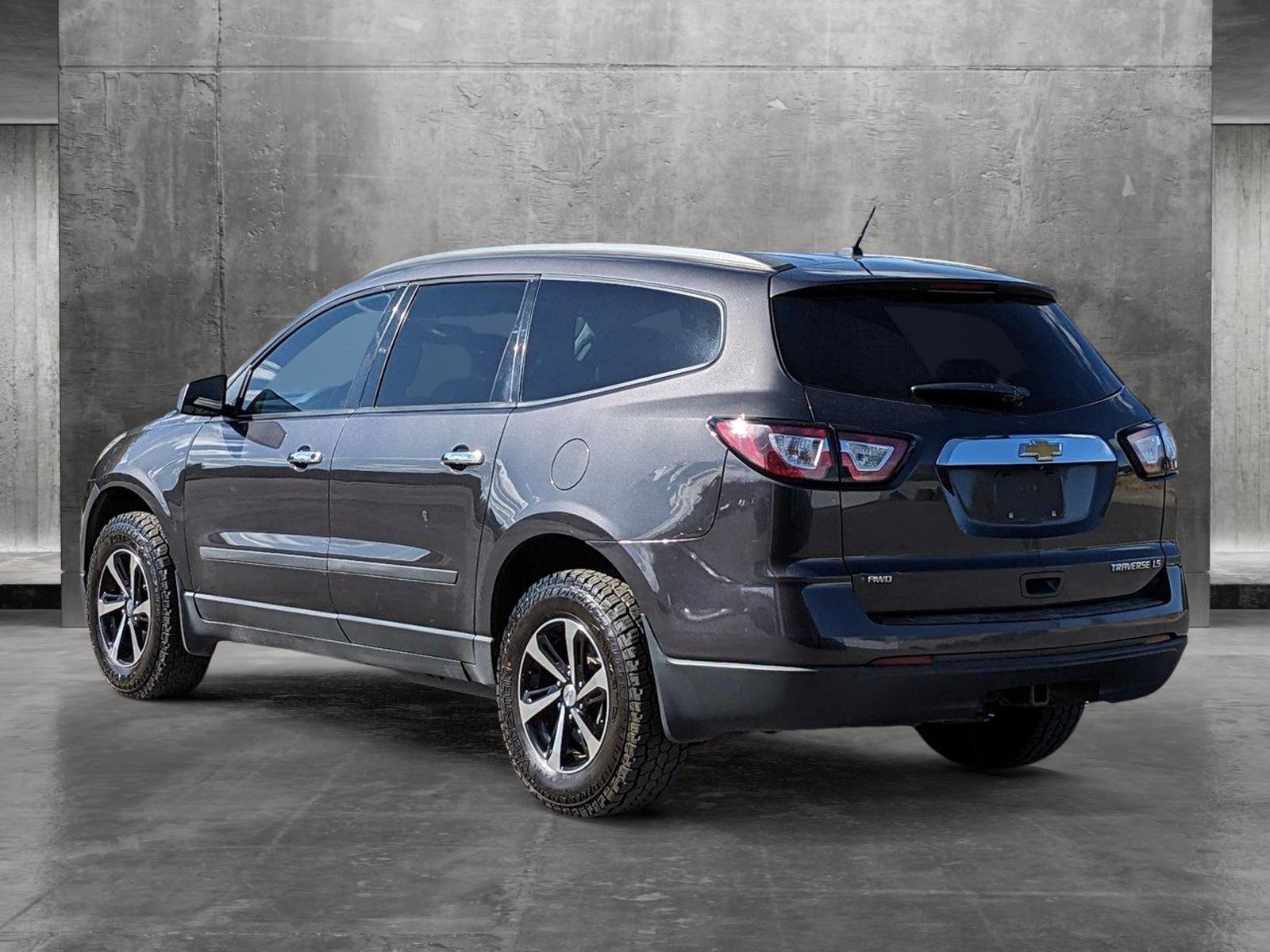 2015 Chevrolet Traverse Vehicle Photo in Spokane Valley, WA 99212