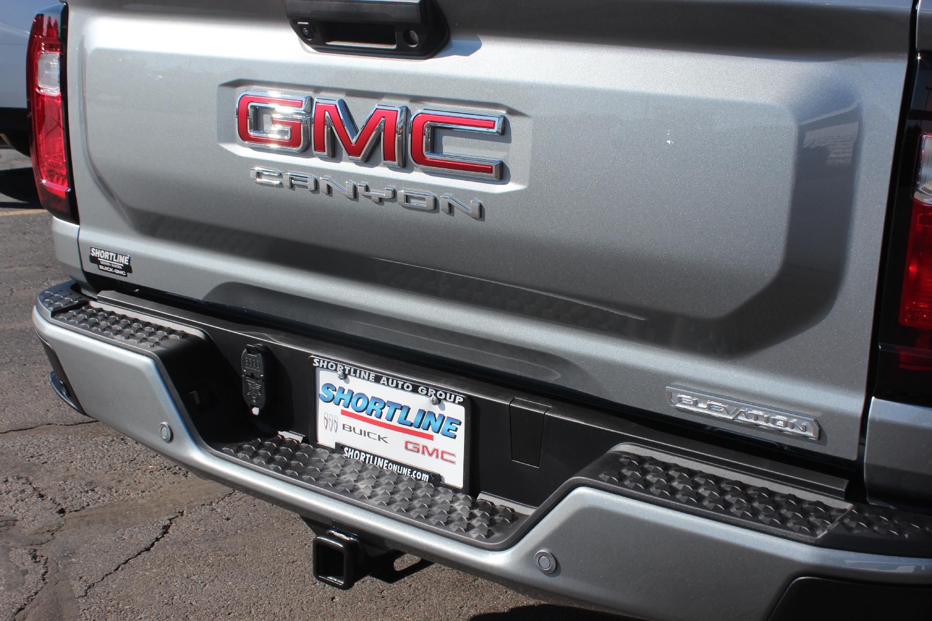 2024 GMC Canyon Vehicle Photo in AURORA, CO 80012-4011