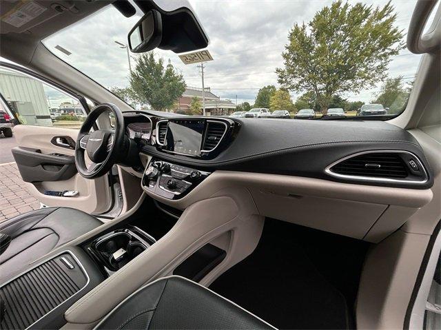 2022 Chrysler Pacifica Vehicle Photo in BOWLING GREEN, KY 42104-4102