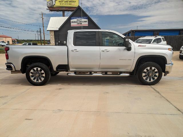 Used 2022 Chevrolet Silverado 2500HD LT with VIN 1GC4YNEY5NF126302 for sale in Pleasanton, TX