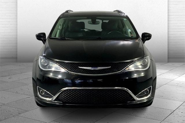 2020 Chrysler Pacifica Vehicle Photo in Kansas City, MO 64114